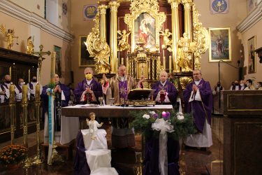 MSZE ŚWIĘTE ZAMÓWIONE ZA ŚP. KS. PROBOSZCZA PRAŁATA JANA RYBAKA [AKTUALIZACJA – 20.12.2020]