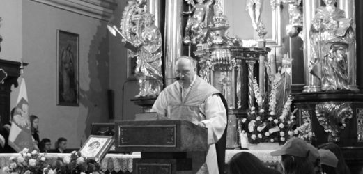 PAMIĘCI KSIĘDZA PRAŁATA JANA RYBAKA – PROBOSZCZA PARAFII W OLEŚNIE