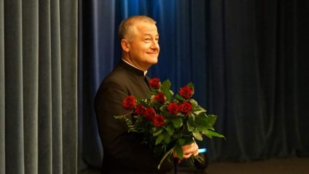 KOMUNIKAT W ZWIĄZKU ZE ŚWIĘCENIAMI BISKUPIMI NOWEGO BISKUPA POMOCNICZEGO DIECEZJI TARNOWSKIEJ