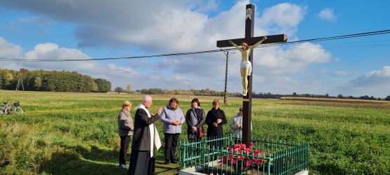 POŚWIĘCENIE KRZYŻA