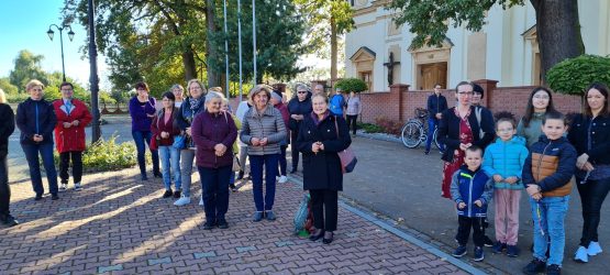 KORONKA DO BOŻEGO MIŁOSIERDZIA NA ULICACH MIAST ŚWIATA