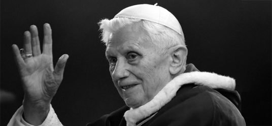 ZMARŁ PAPIEŻ SENIOR BENEDYKT XVI