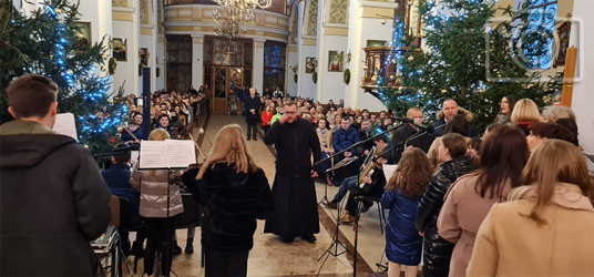KONCERT KOLĘD